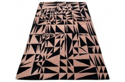 Designerski nowoczesny dywan wełniany Triangles różowy czarny 150x240cm Indie 2cm gruby