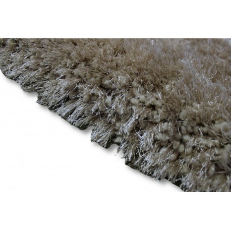 Błyszczący gruby dywan shaggy beżowy 150x220 poliester