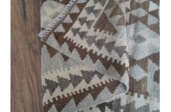 Etniczny kilim szary z Afganistanu dzieło Chobi nomadyczny 110x196cm
