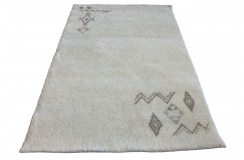 Beżowy gładki dywan Berber Marokański do salonu 100% wełniany 140x200cm