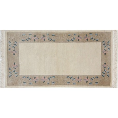 Rzeźbiony na obramowaniu beżowy dywan ręcznie tkany oryginalny Nepal Royal Indie 70x140cm 100% wełna klasyczny wzór