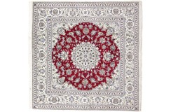 Kwadrtowy czerony dywan Nain gęsto ręcznie tkany z Iranu wełna + jedwab ok 200x200cm