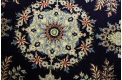 Ręcznie tkany dywan Nain 6la Habibian z Iranu 100x150cm granatowy