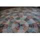 Ręcznie wykonany dywan okrągły rzędy wełny czesankowej gruby beżowy kolorowy 200x200m Indie